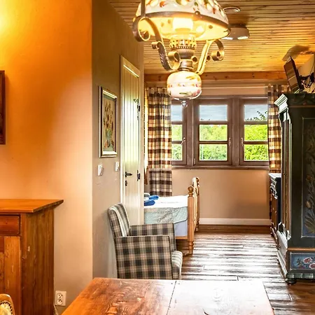 Szara Sowa Bed & Breakfast