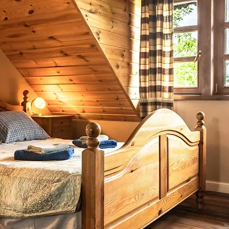 Szara Sowa فندق مبيت وإفطار