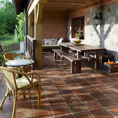 Szara Sowa فندق مبيت وإفطار 3*